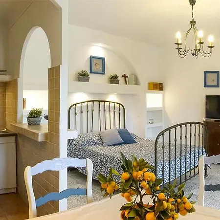 Appart hôtel Résidence Les Mandariniers 3*