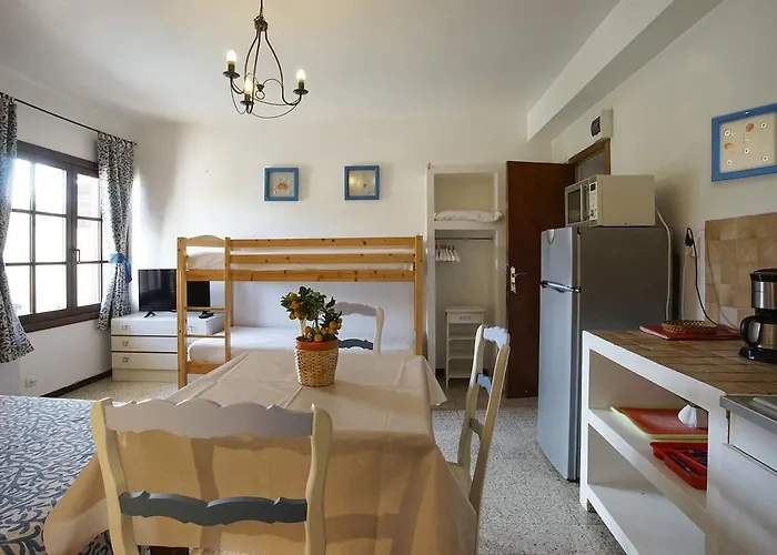 Aparthotel Résidence Les Mandariniers 3*