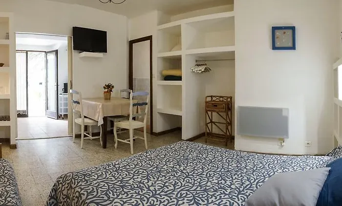 Aparthotel Résidence Les Mandariniers 3*