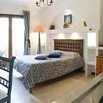 Aparthotel Les Mandariniers 4*