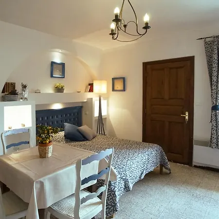 Lägenhetshotell Les Mandariniers 3*