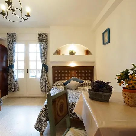 Les Mandariniers Lejlighedshotel Hyères