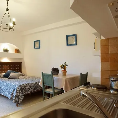 Les Mandariniers Aparthotel