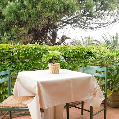 Les Mandariniers Hyères