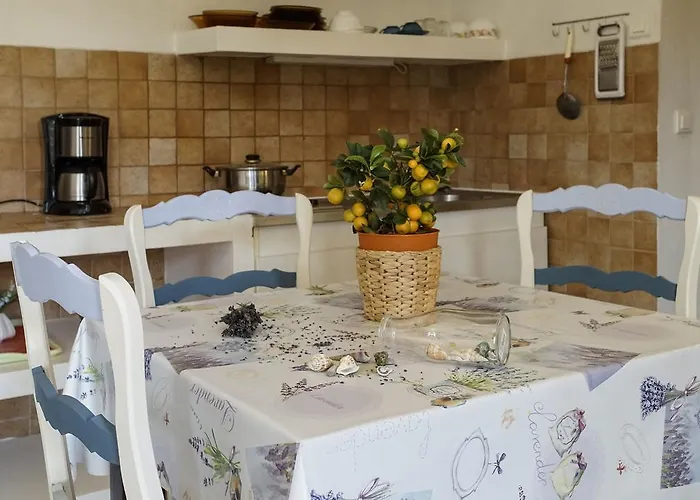 Les Mandariniers Aparthotel Hyères