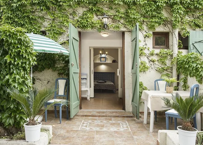 Les Mandariniers 3* Hyères