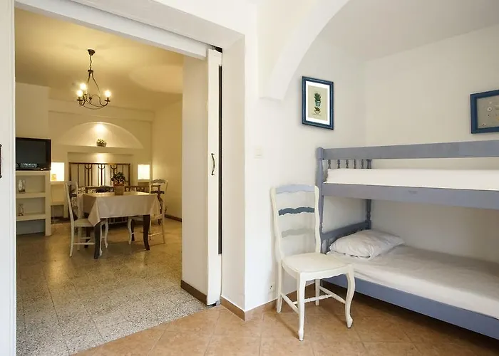 Les Mandariniers Aparthotel 3*