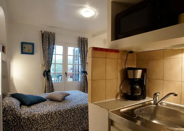 Les Mandariniers Aparthotel 3*